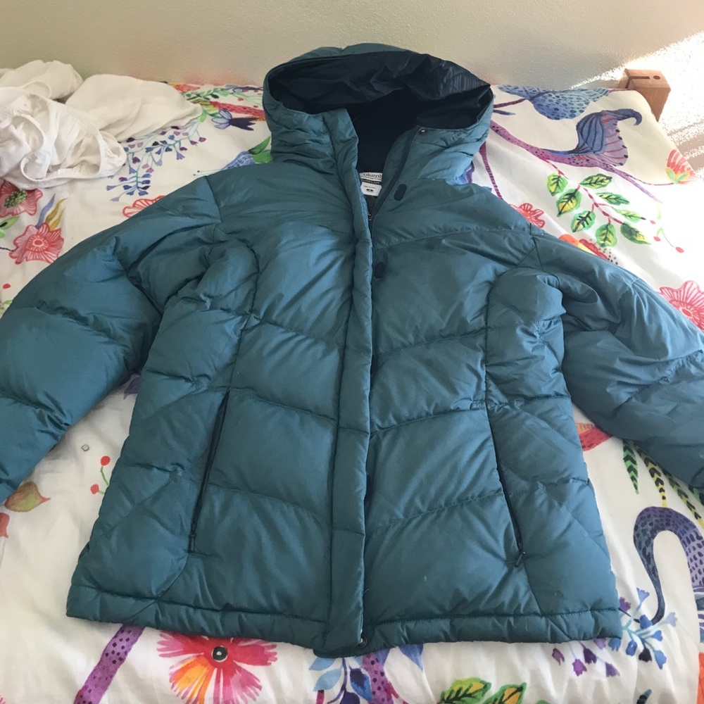 Columbia puffer coat XS in Dark Sage